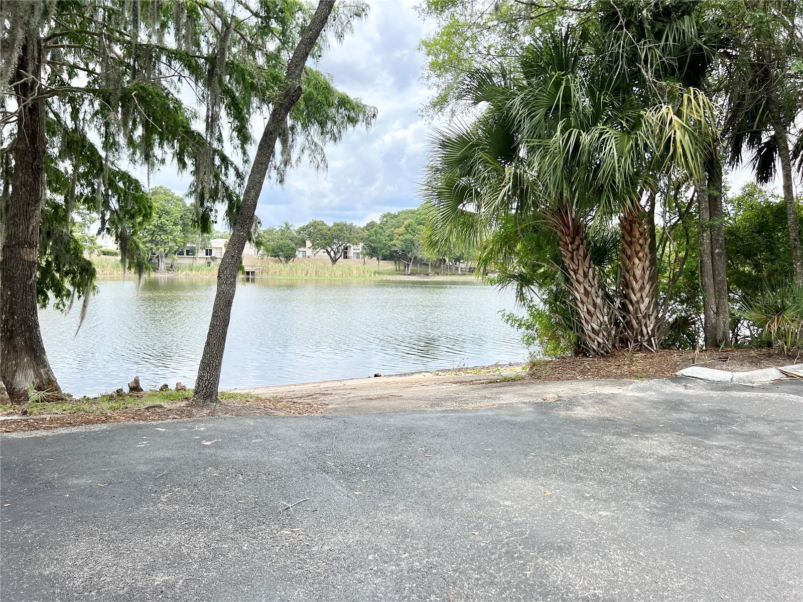 7112 Waterside Dr Property Photo 27