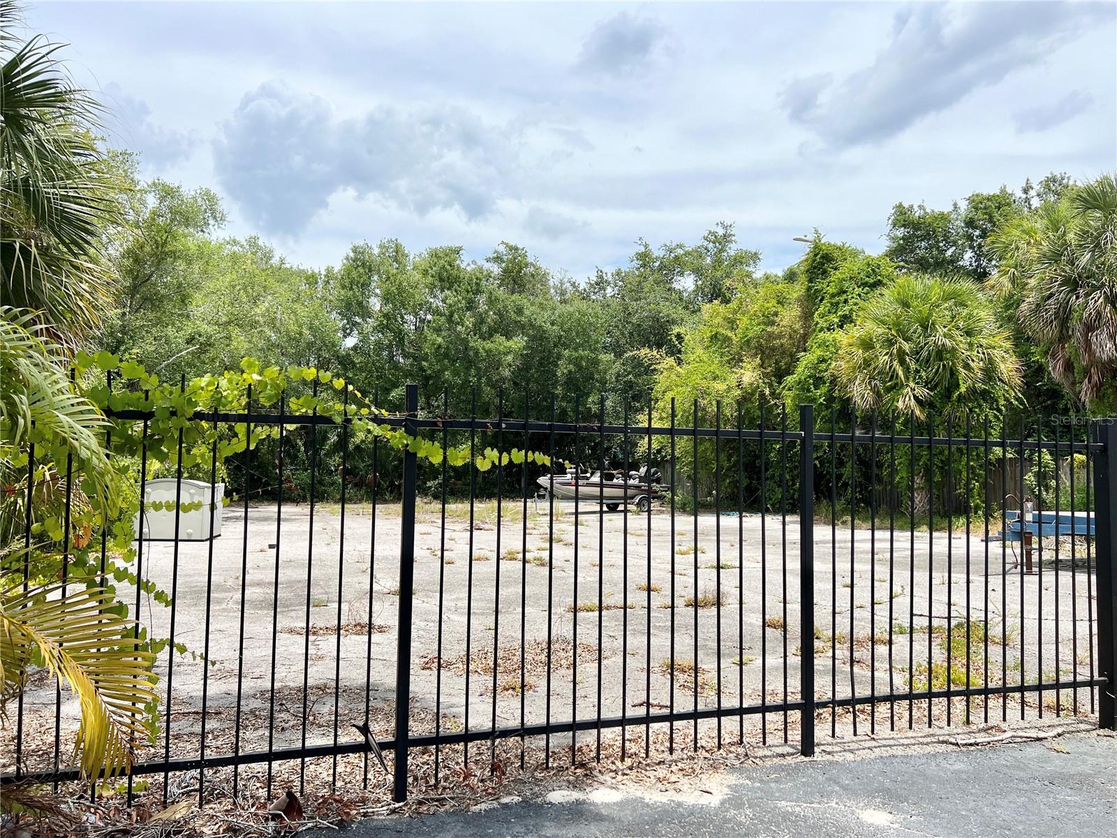 7112 Waterside Dr Property Photo 28