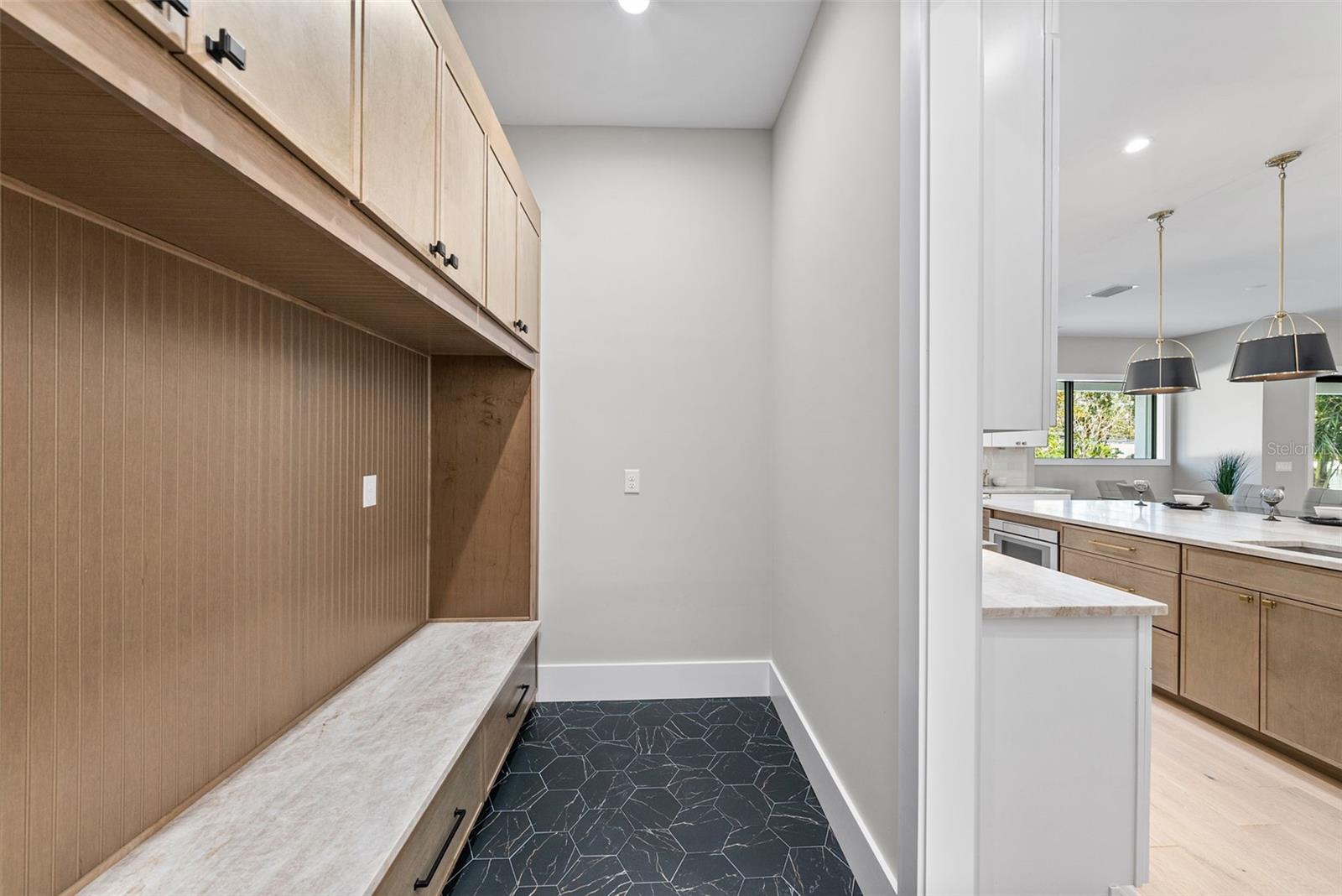 2106 S Cortez Ave Property Photo 49