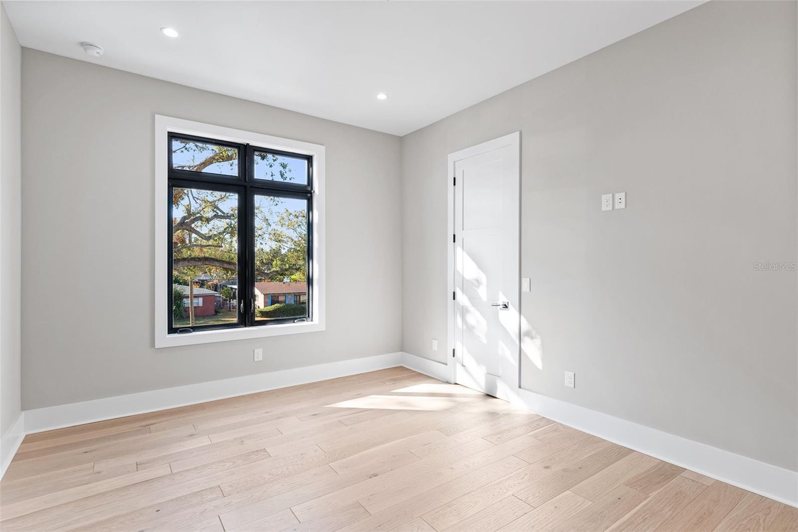 2106 S Cortez Ave Property Photo 57
