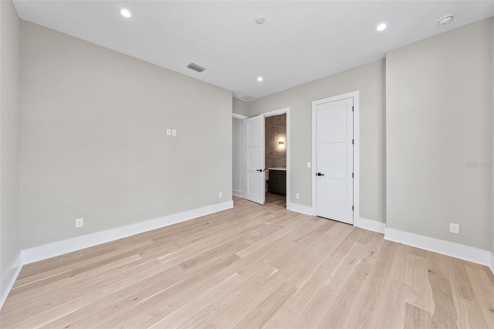 2106 S Cortez Ave Property Photo 58