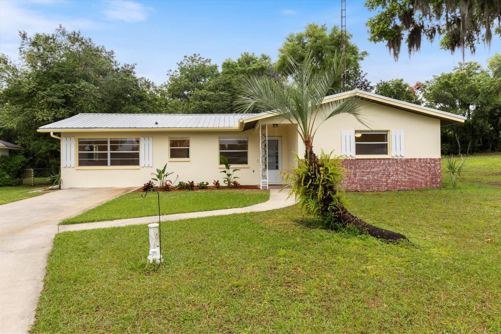 826 S Val Dr Property Photo 33