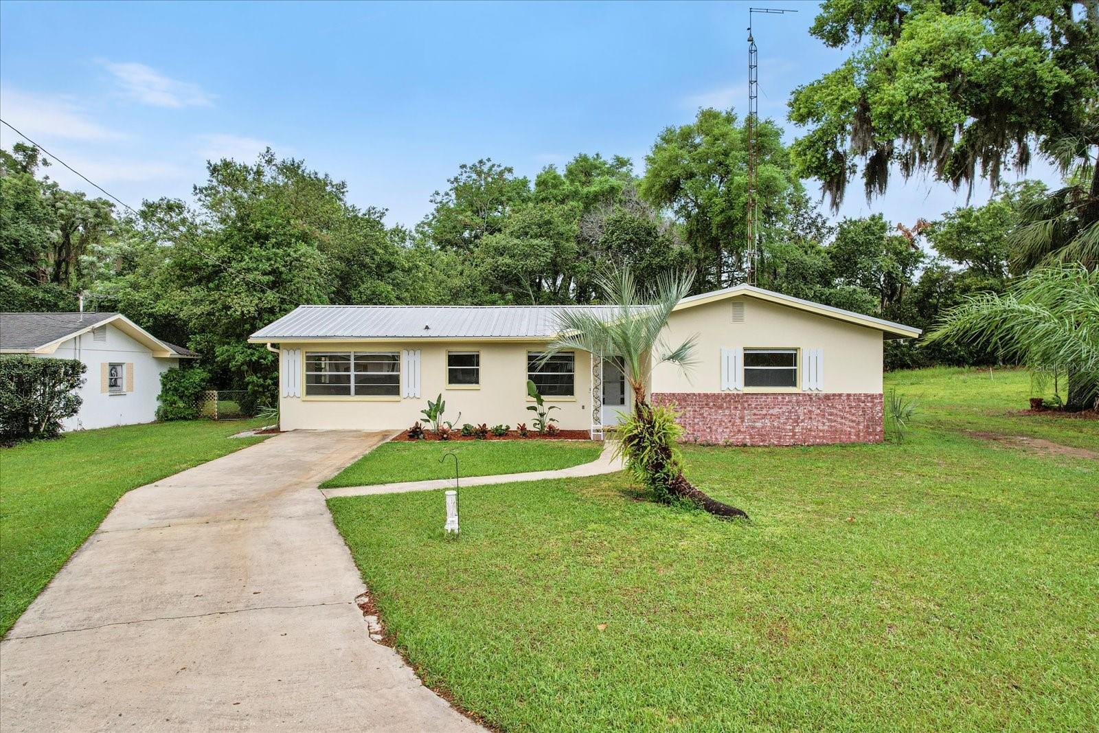 826 S Val Dr Property Photo 35