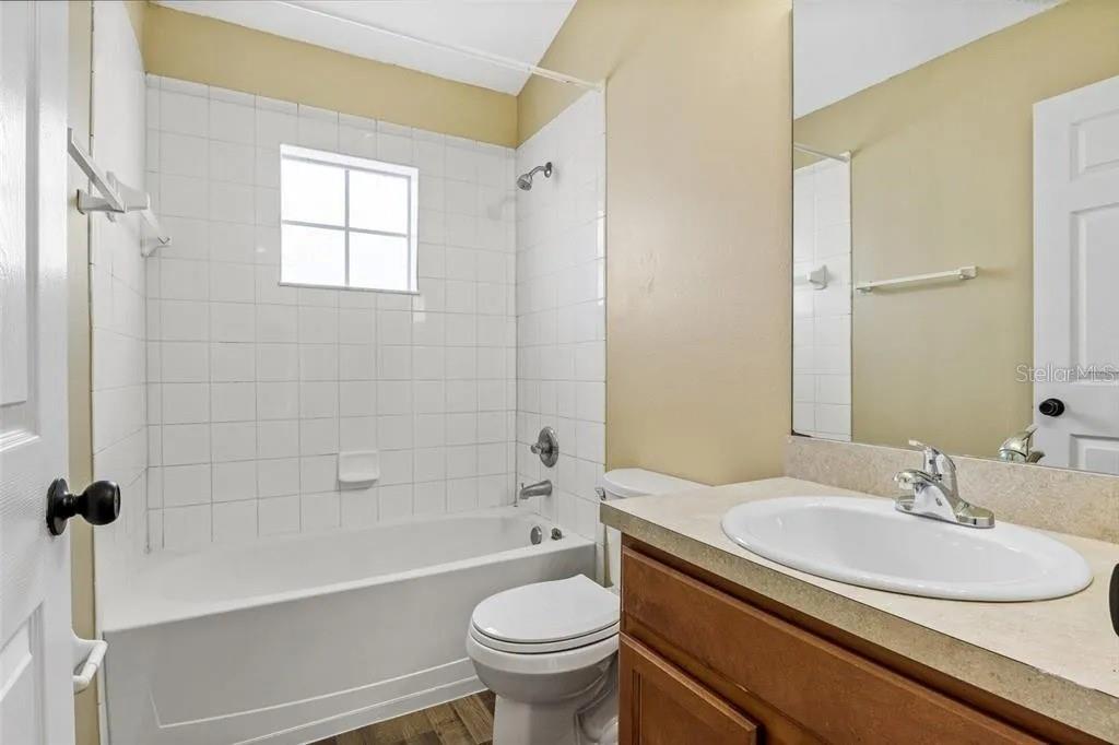 5723 Autumn Shire Dr Property Photo 19