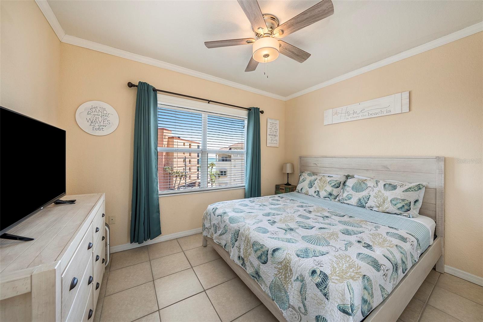 13999 Gulf Blvd #406 Property Photo 17