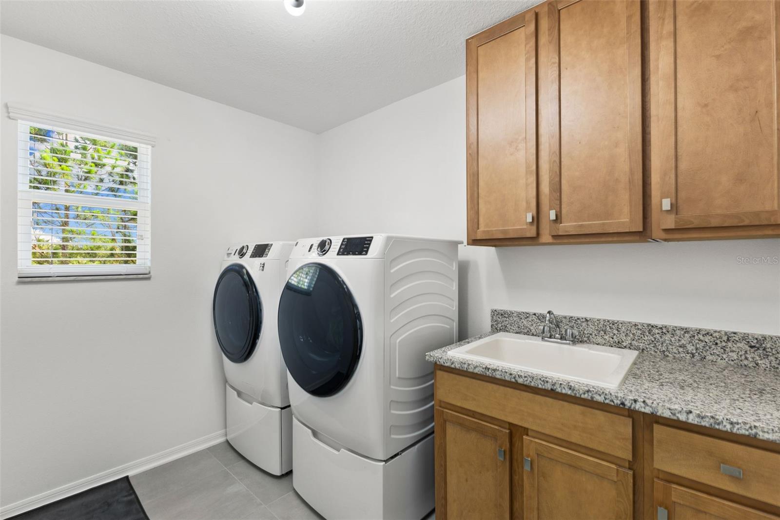 7135 Graybrook Dr Property Photo 44