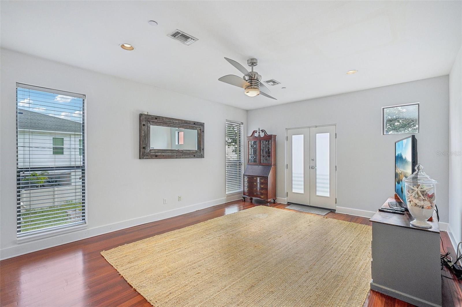 212 S Moody Ave #2 Property Photo 5