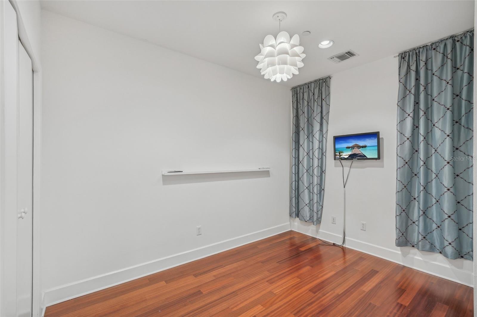 212 S Moody Ave #2 Property Photo 18