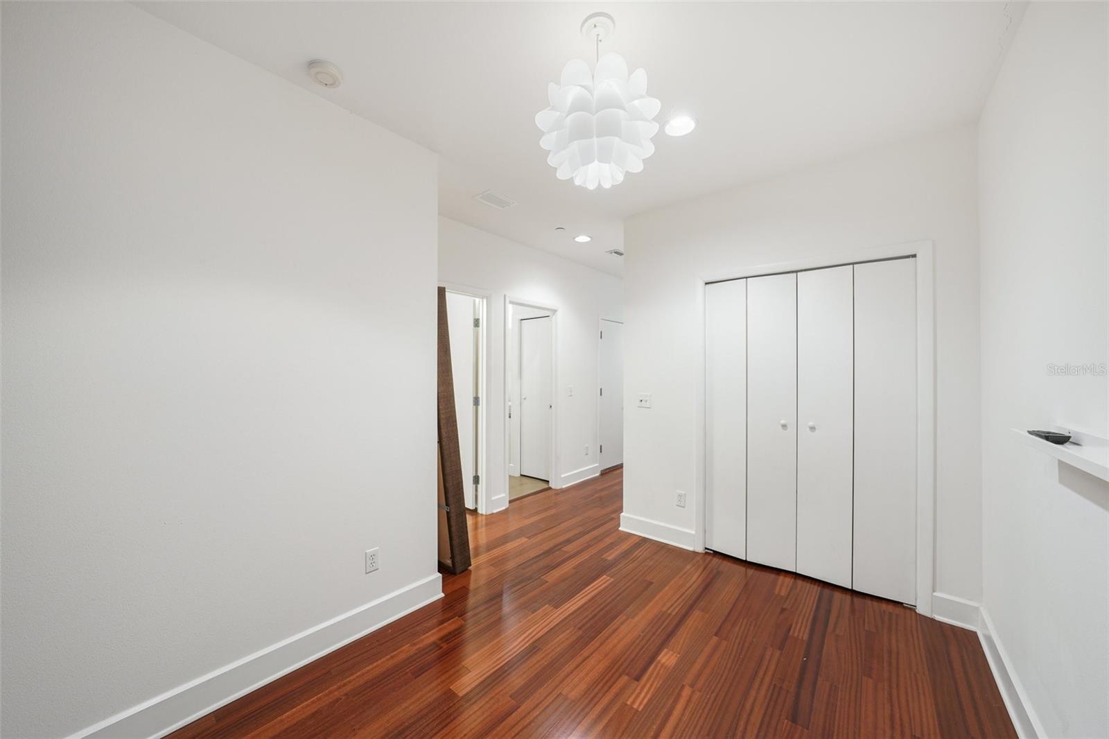 212 S Moody Ave #2 Property Photo 20