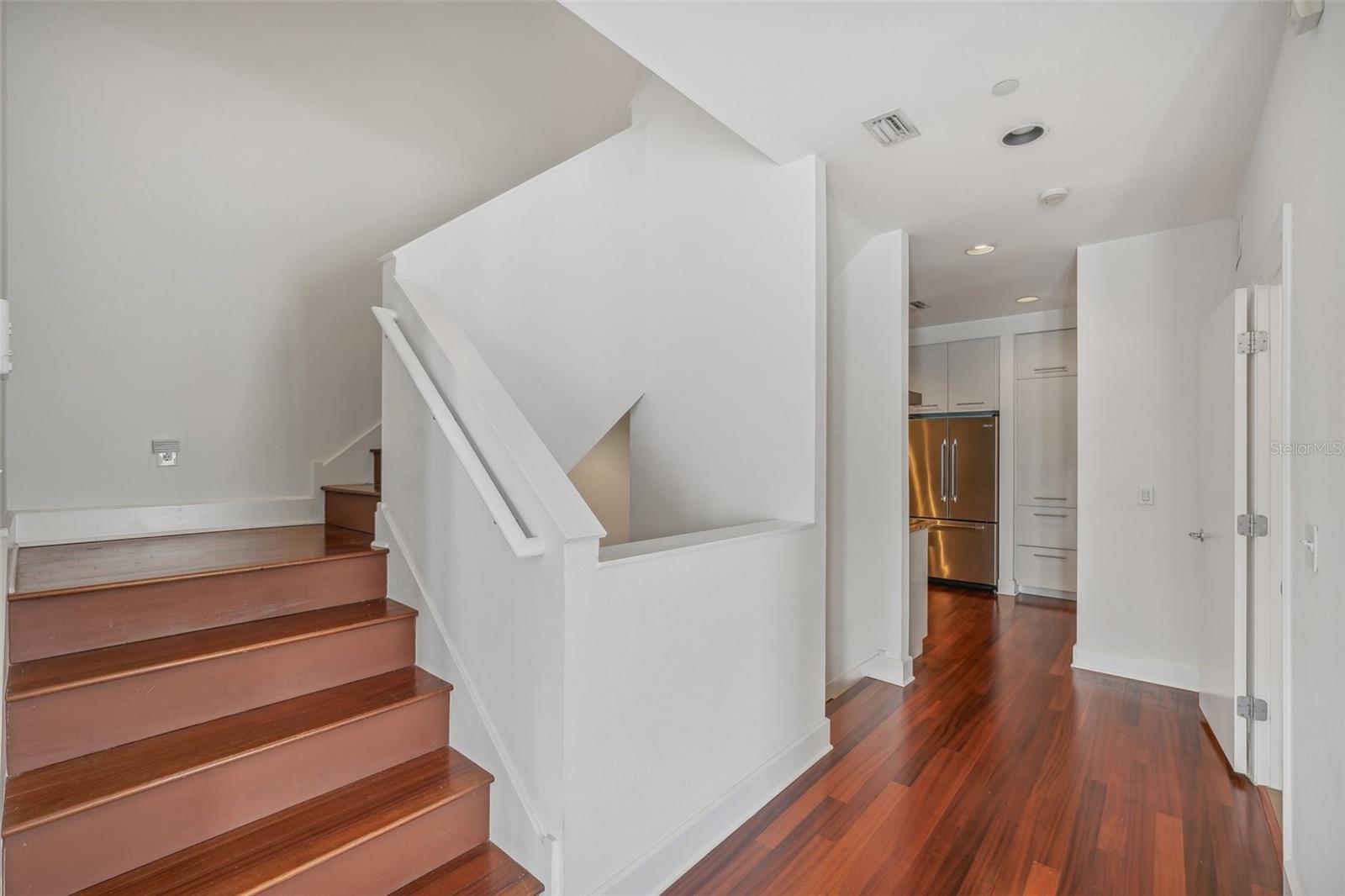 212 S Moody Ave #2 Property Photo 31