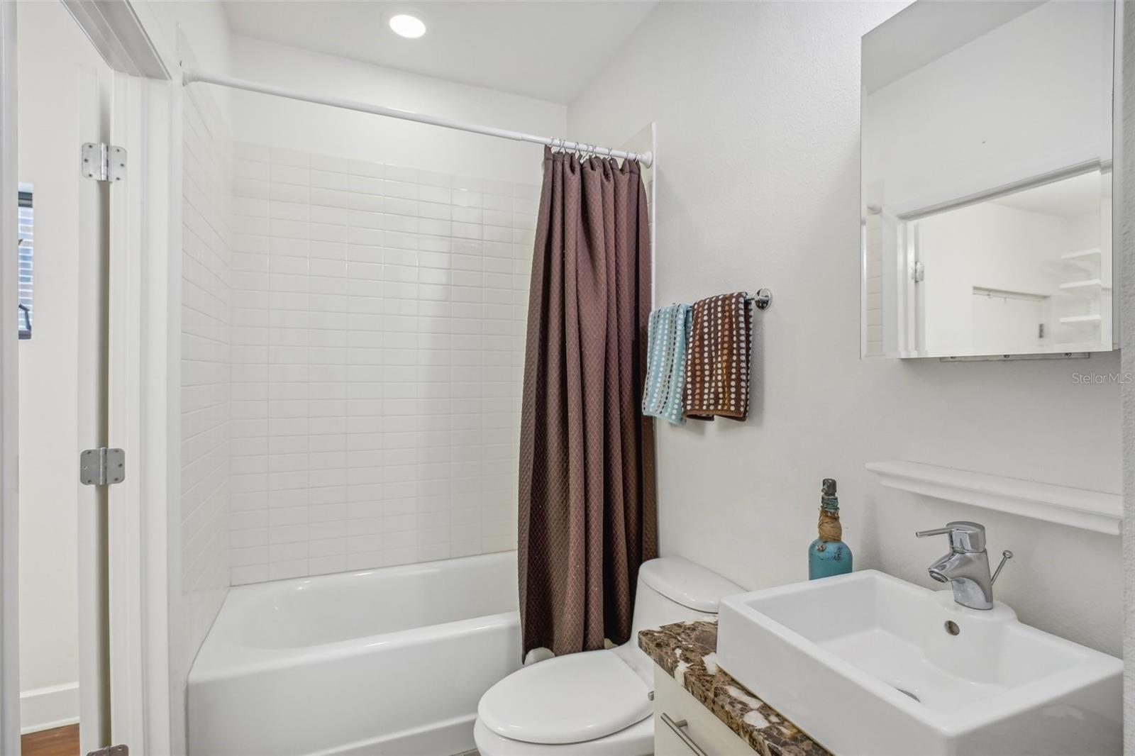 212 S Moody Ave #2 Property Photo 38