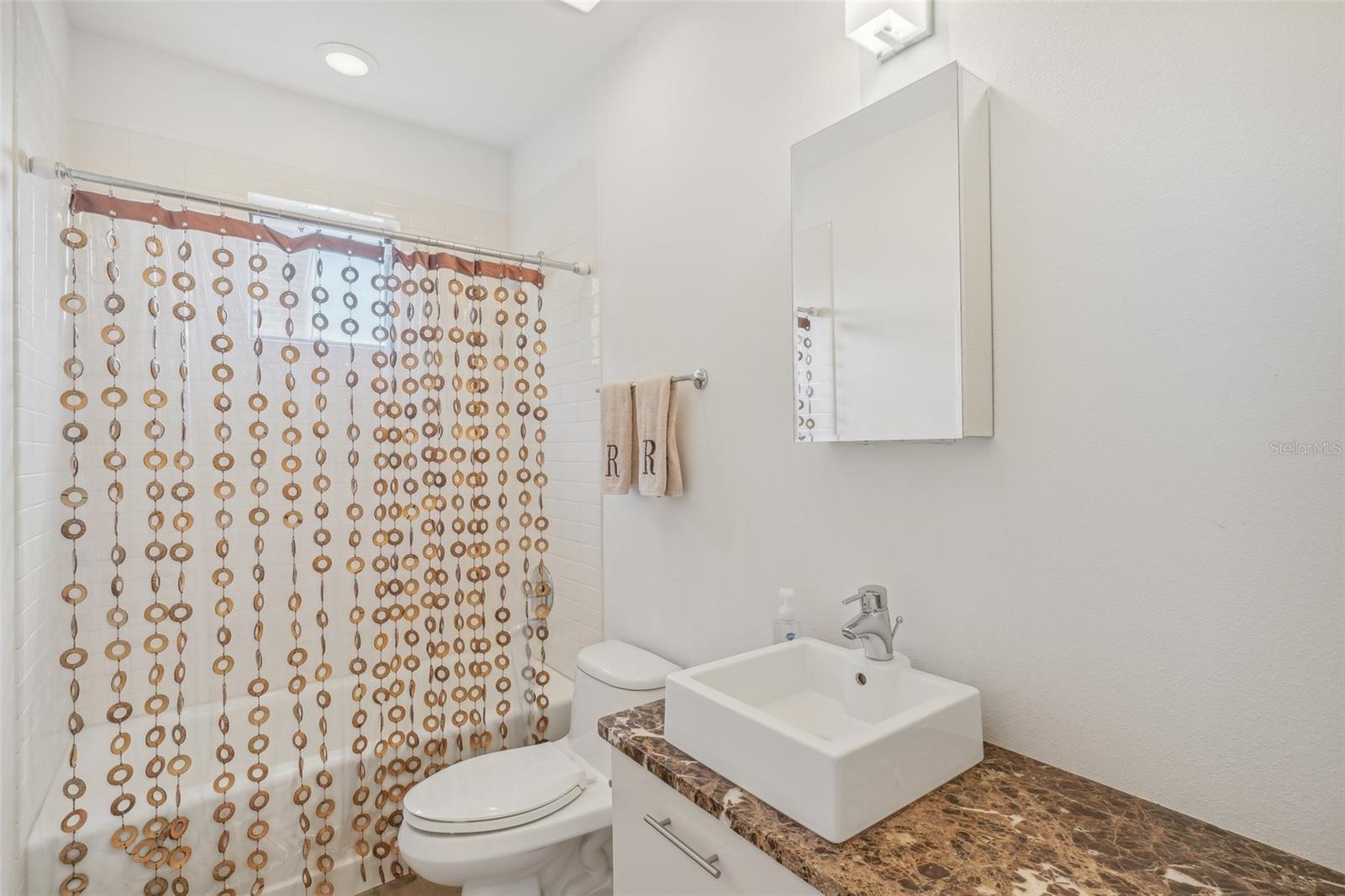 212 S Moody Ave #2 Property Photo 40