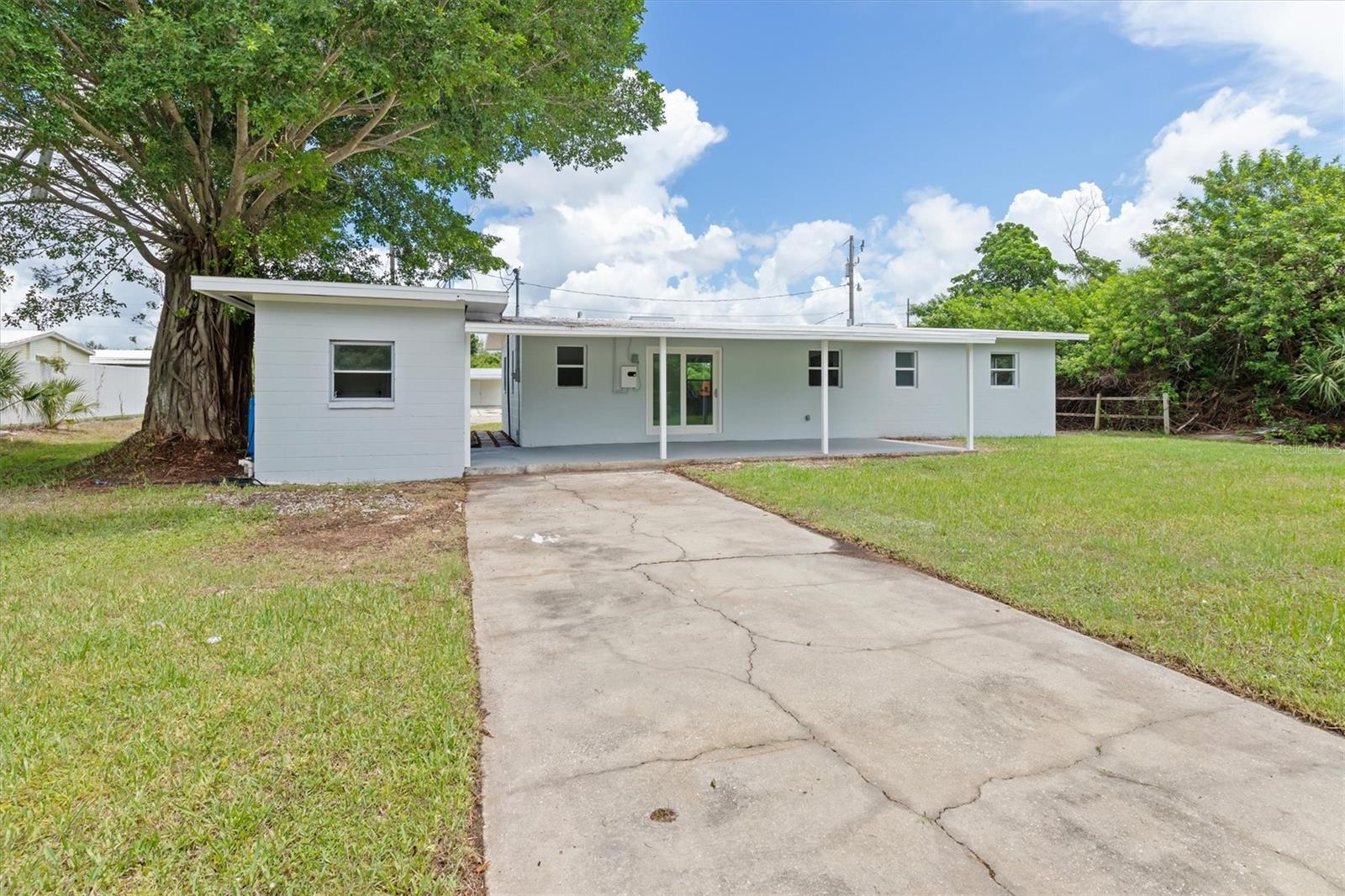801 Brodhag Dr Property Photo 4