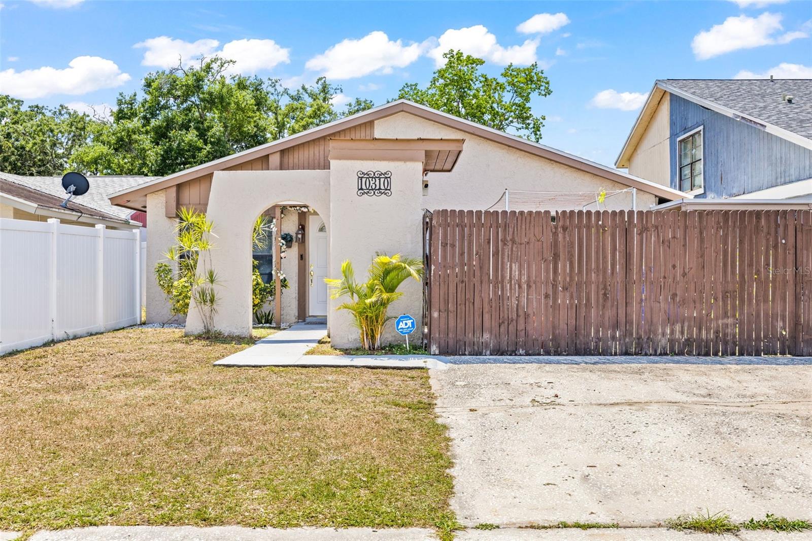 10310 Pennytree Pl Property Photo 1