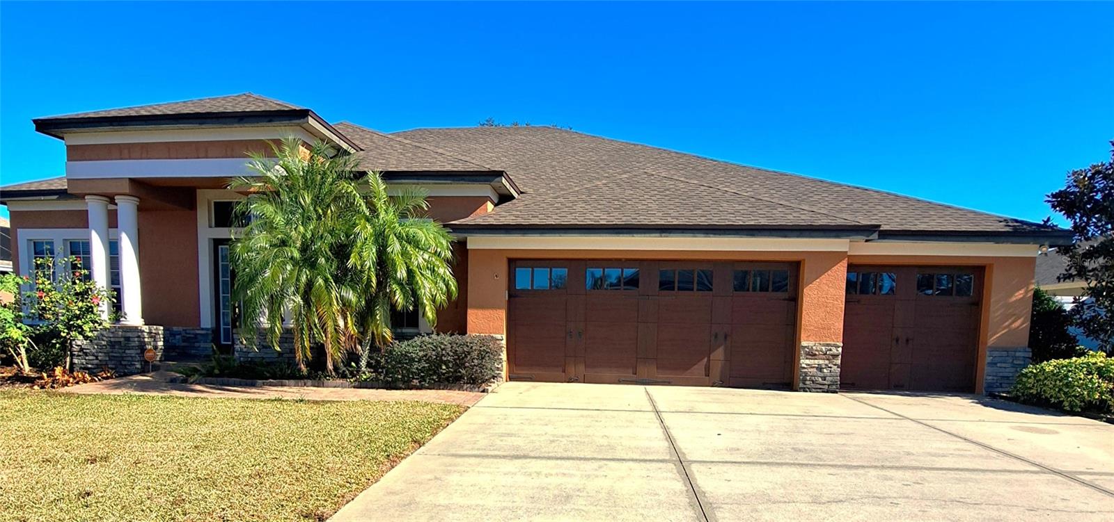 5446 Pebble Beach Dr Property Photo 2