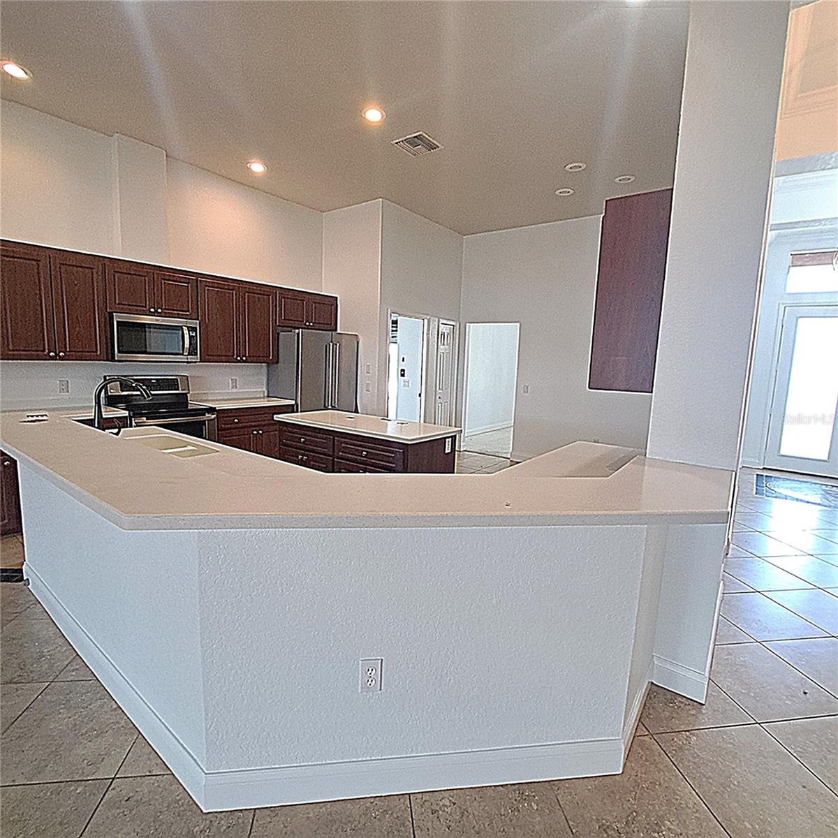 5446 Pebble Beach Dr Property Photo 8