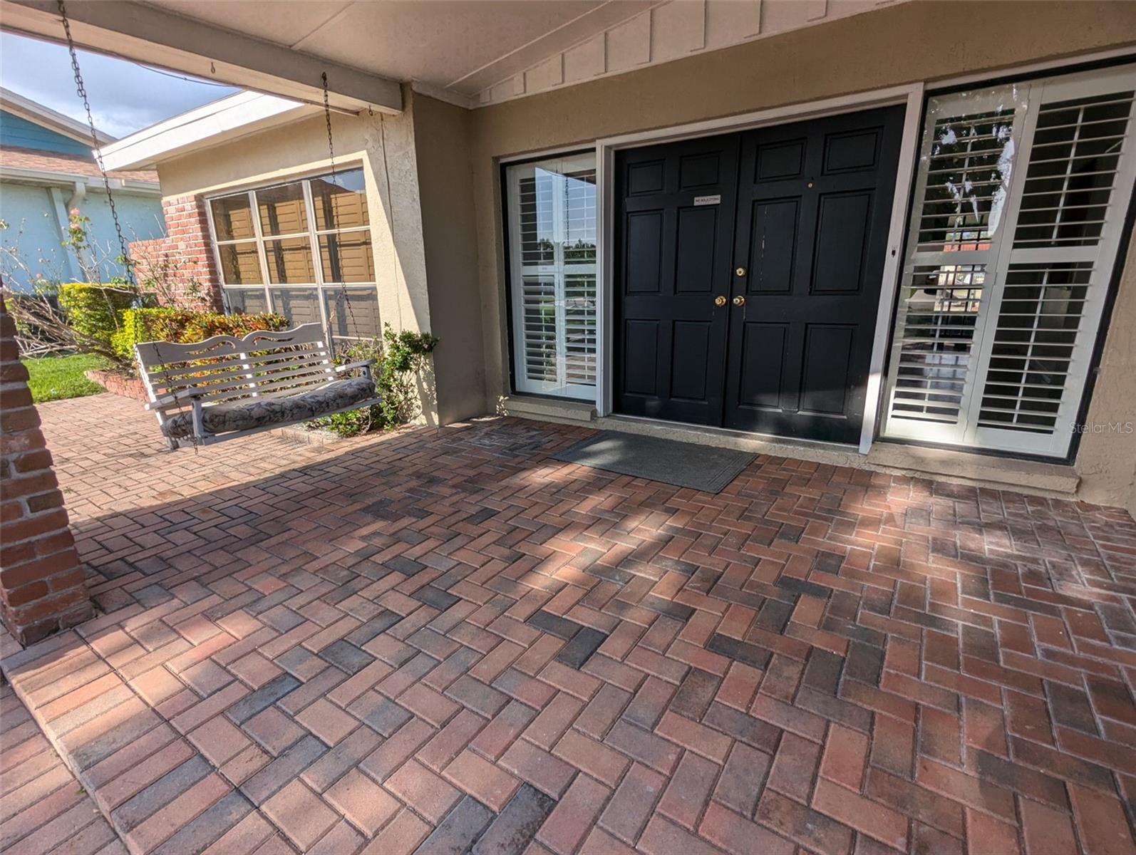 3931 E Eden Roc Cir Property Photo 2