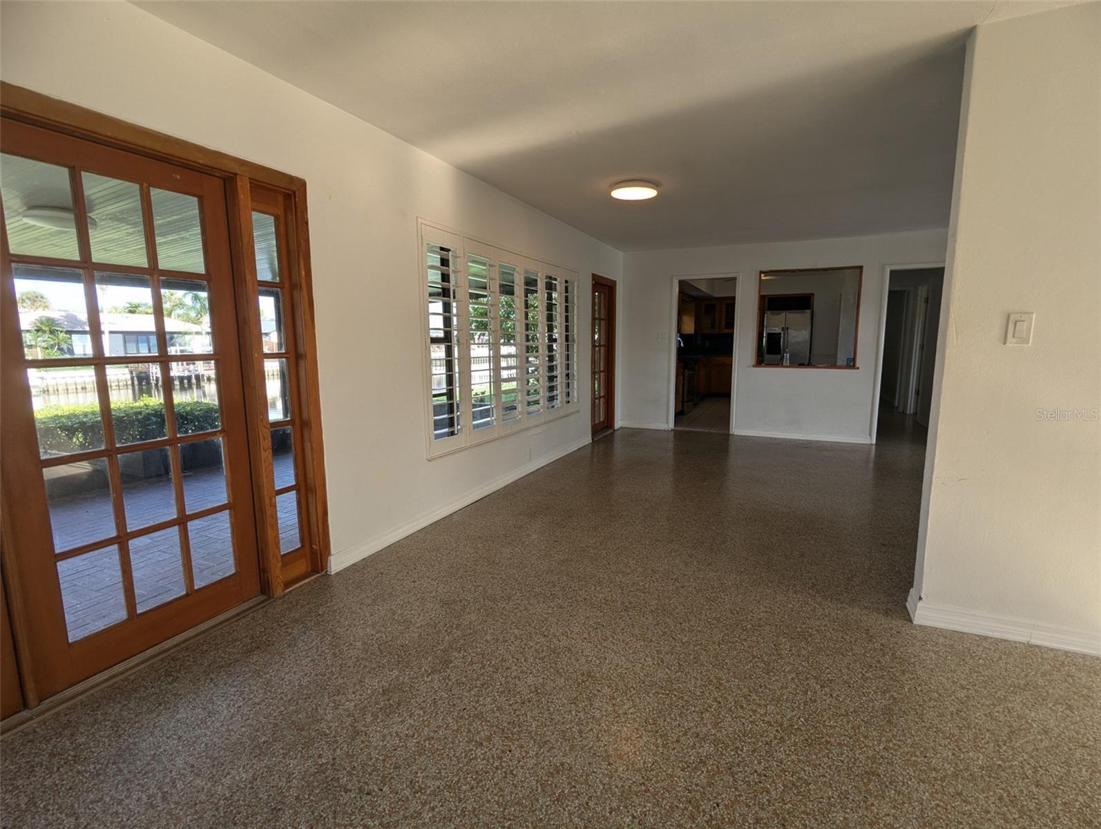 3931 E Eden Roc Cir Property Photo 11
