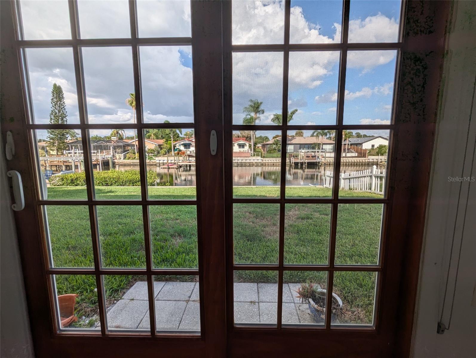3931 E Eden Roc Cir Property Photo 17
