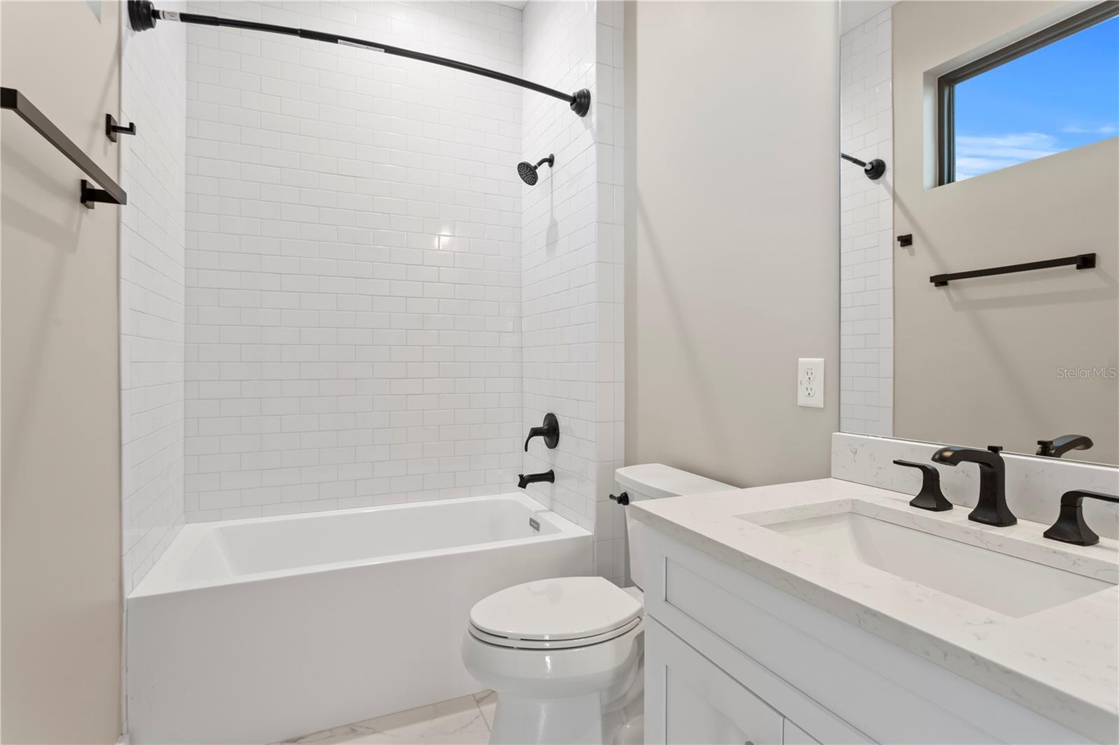 831 Bay Point Dr Property Photo 66