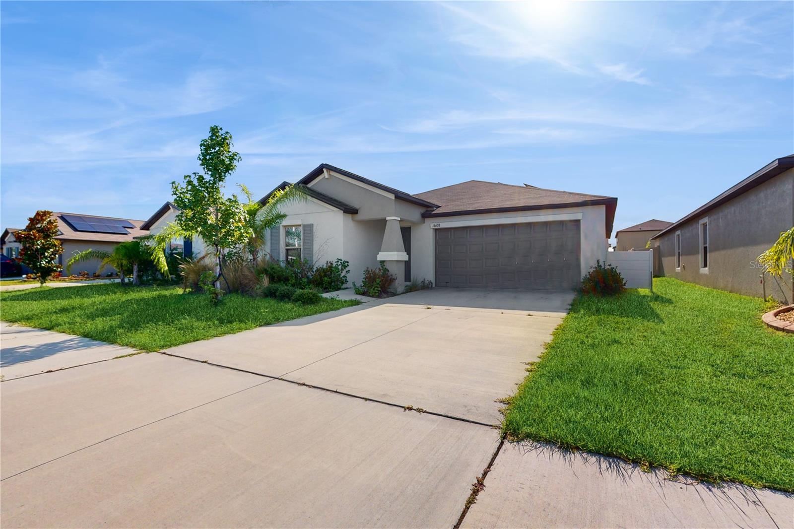 16638 Sunburst Lake St Property Photo 1