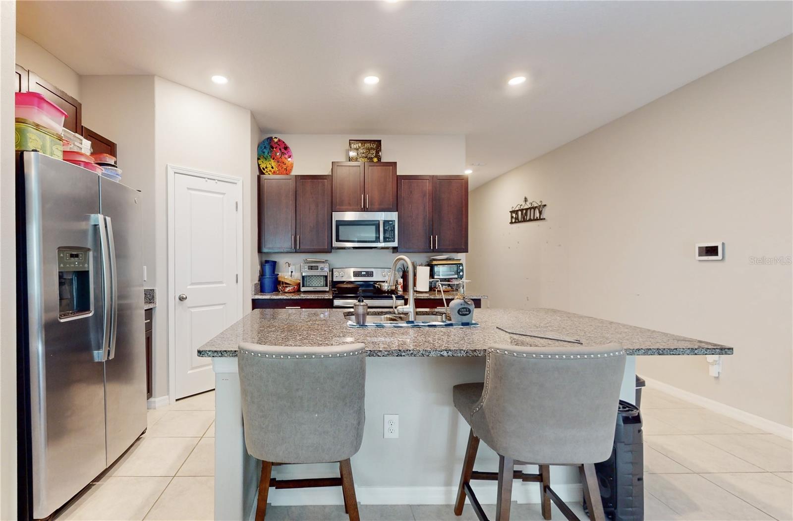 16638 Sunburst Lake St Property Photo 2