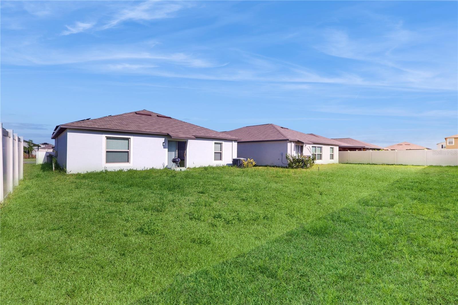 16638 Sunburst Lake St Property Photo 11