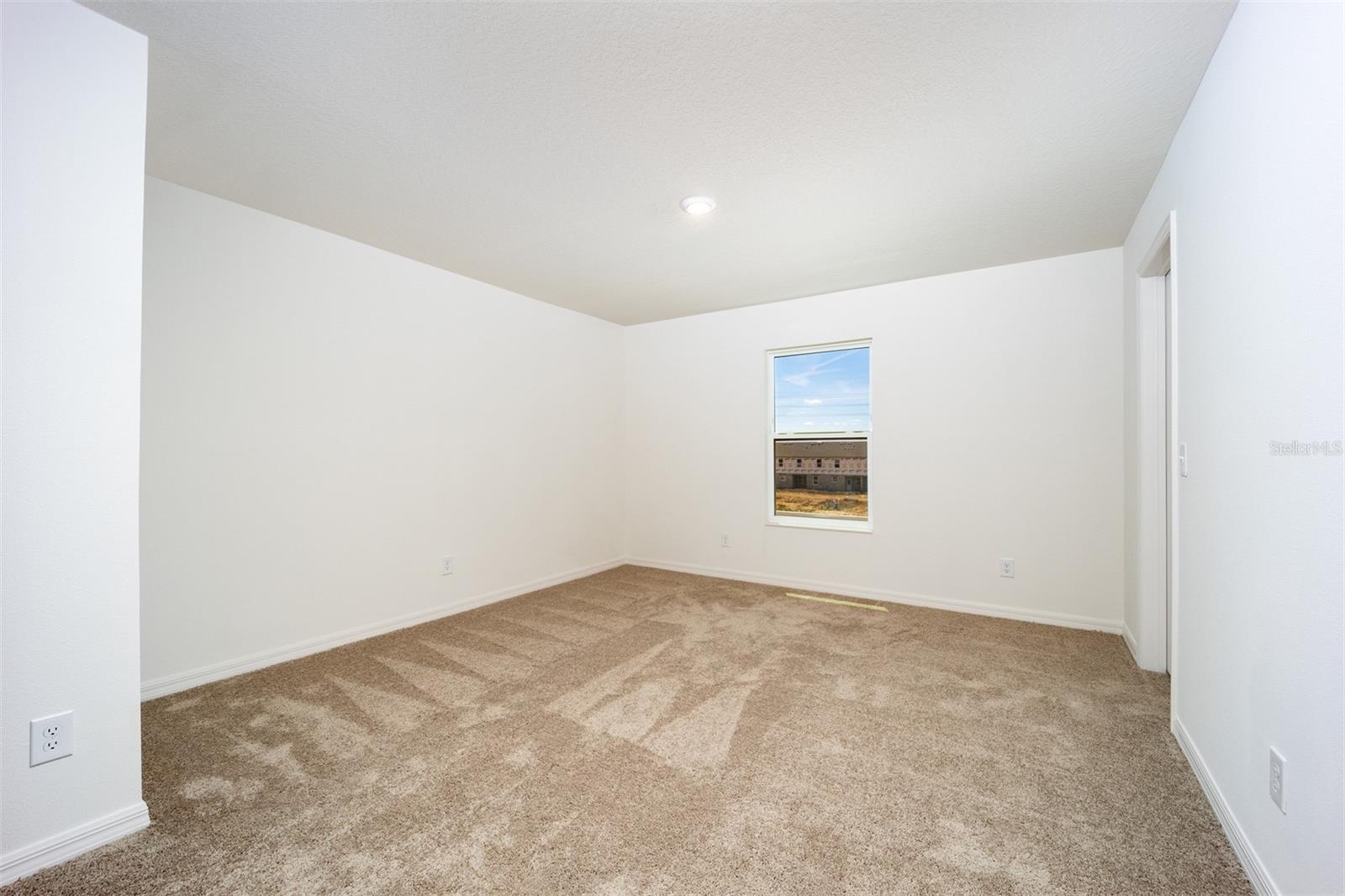 854 Poppy Ln Property Photo 12