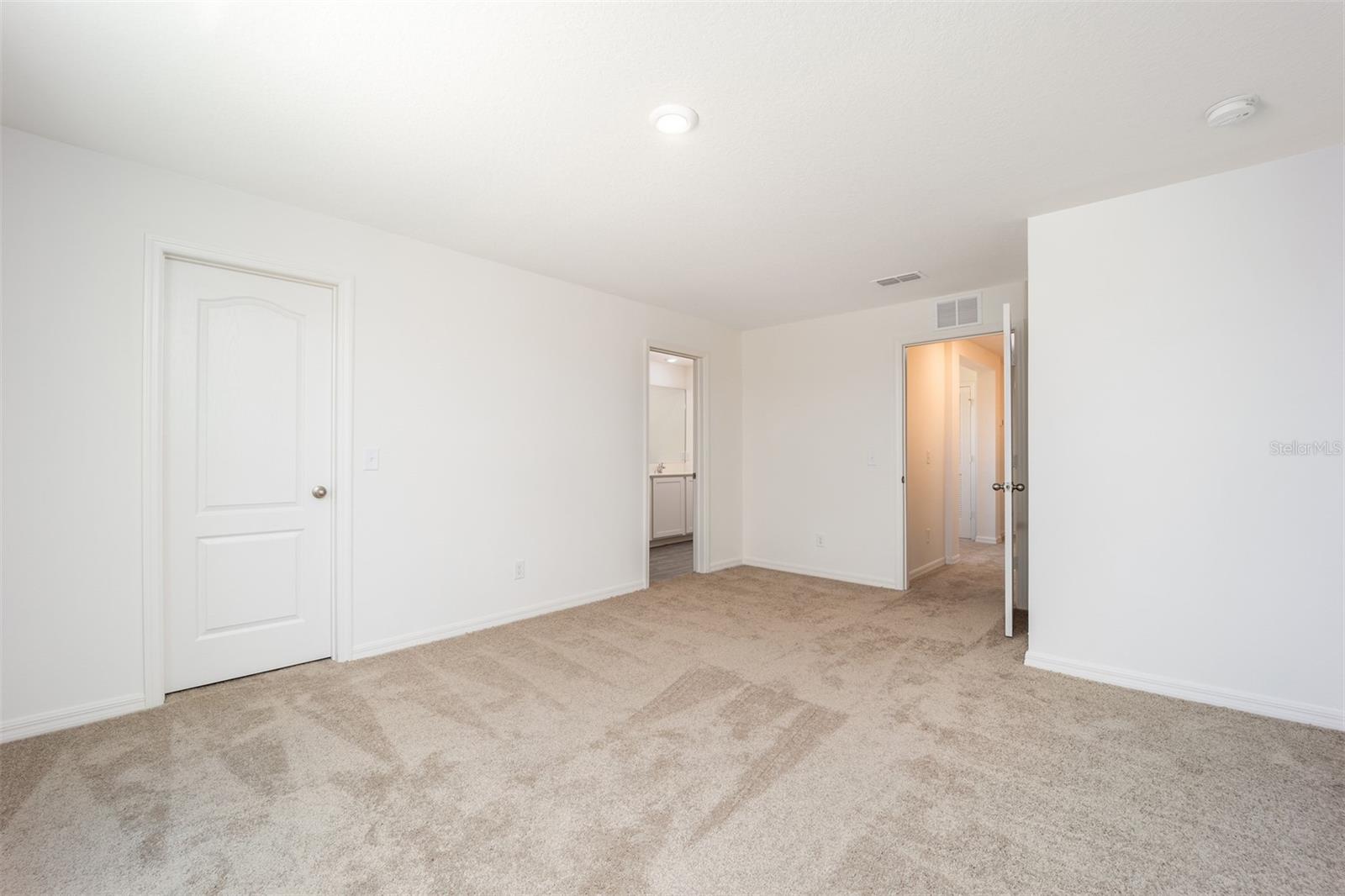 854 Poppy Ln Property Photo 13
