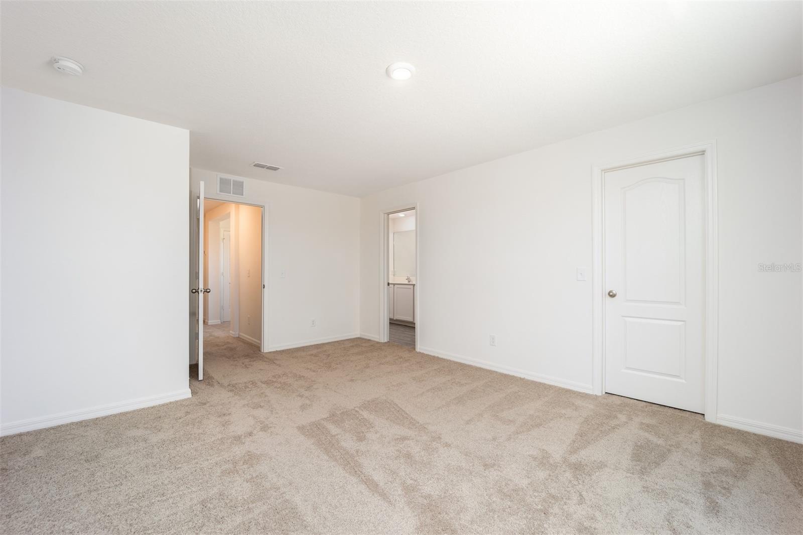 818 Poppy Ln Property Photo 13