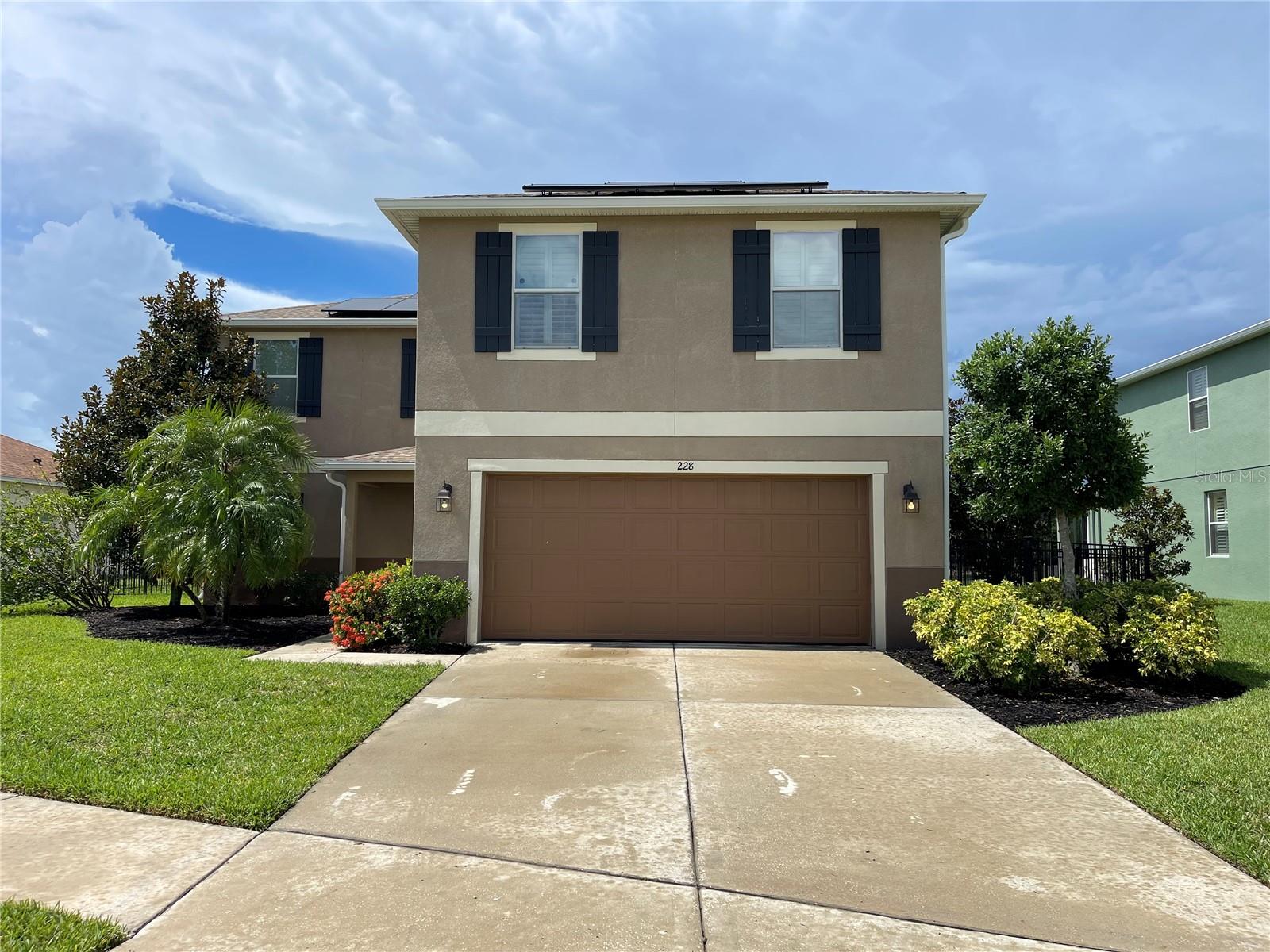 228 Star Shell Dr Property Photo 1