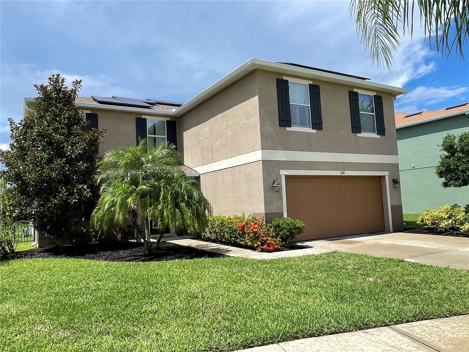 228 Star Shell Dr Property Photo 3