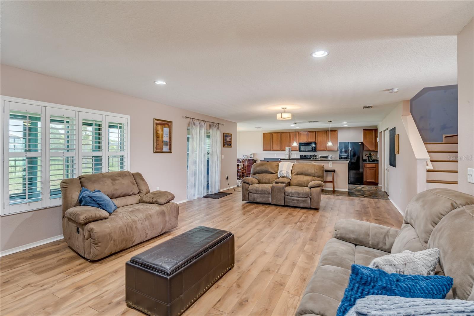 228 Star Shell Dr Property Photo 5