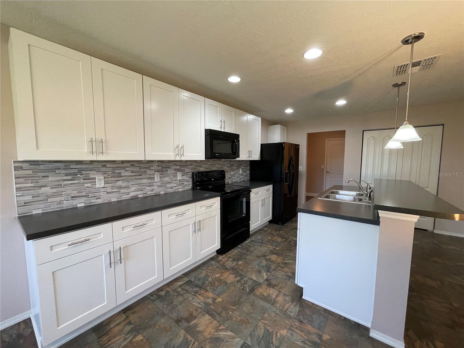 228 Star Shell Dr Property Photo 11