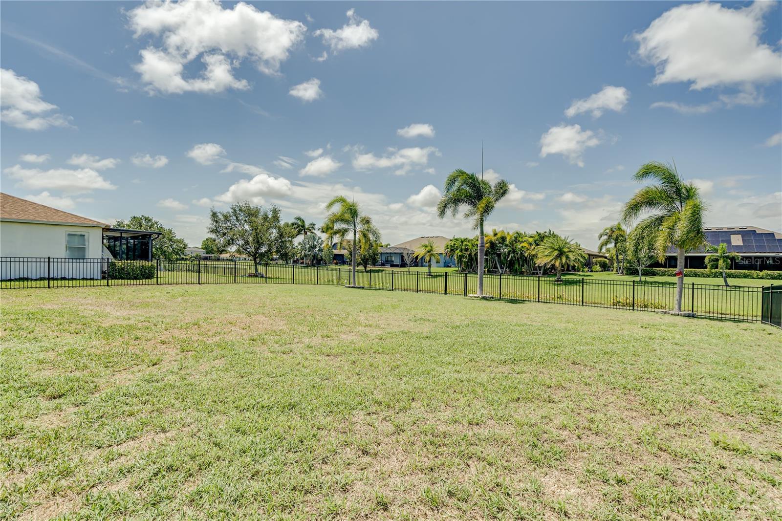 228 Star Shell Dr Property Photo 55