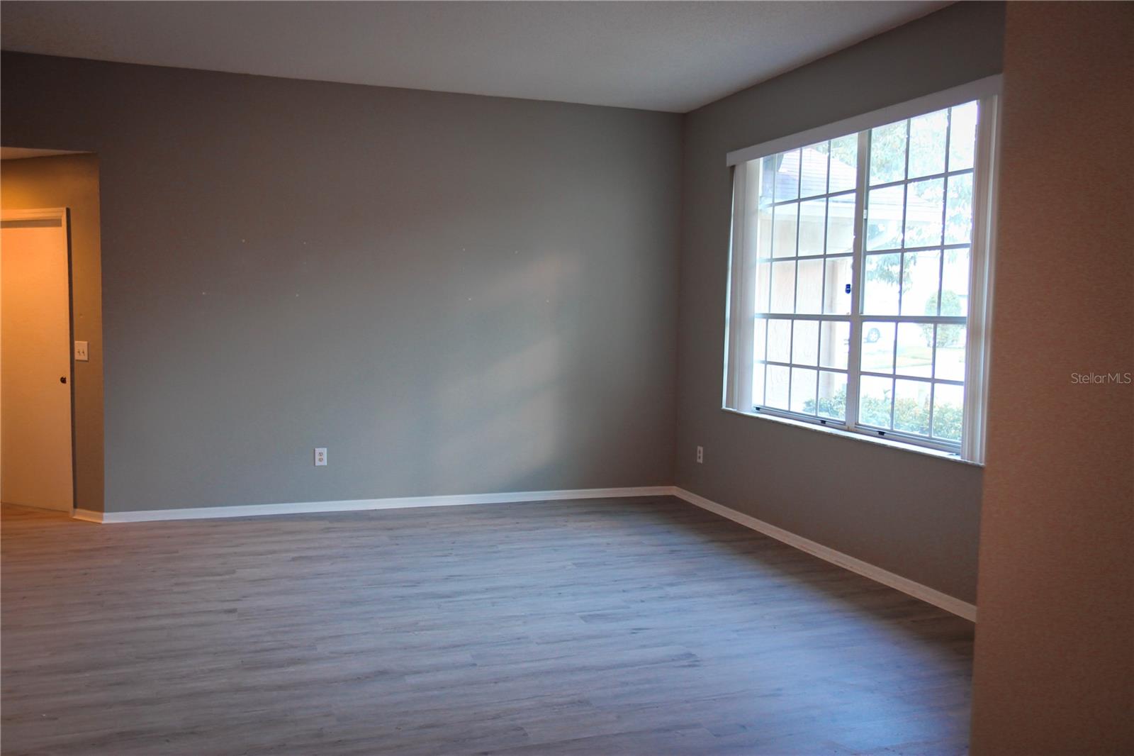 12034 Stone Crossing Cir Property Photo 20