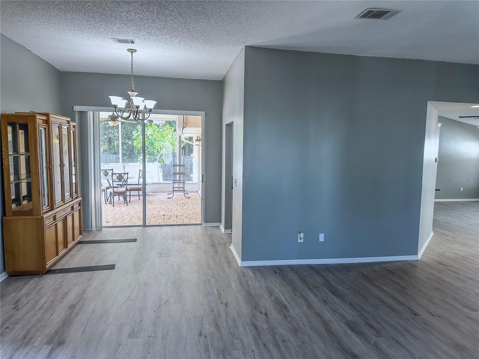 12034 Stone Crossing Cir Property Photo 35
