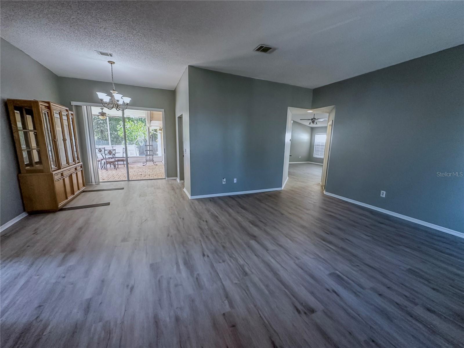 12034 Stone Crossing Cir Property Photo 37