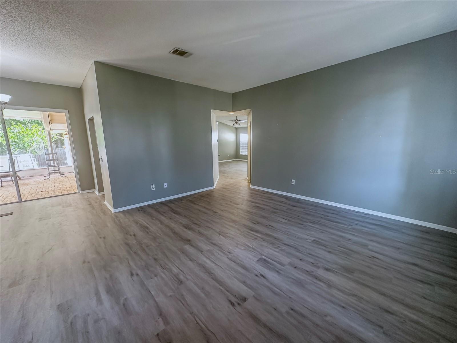 12034 Stone Crossing Cir Property Photo 38