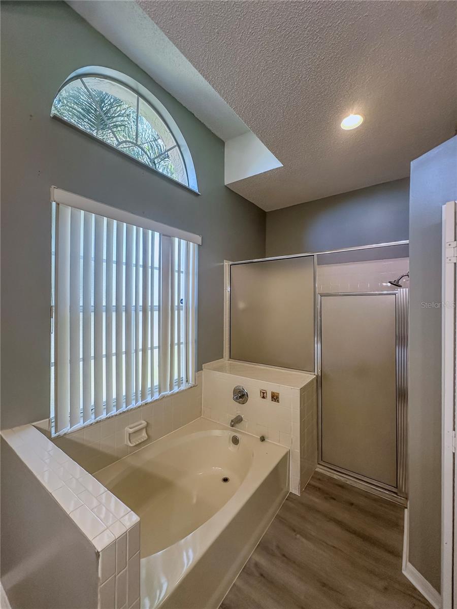 12034 Stone Crossing Cir Property Photo 44