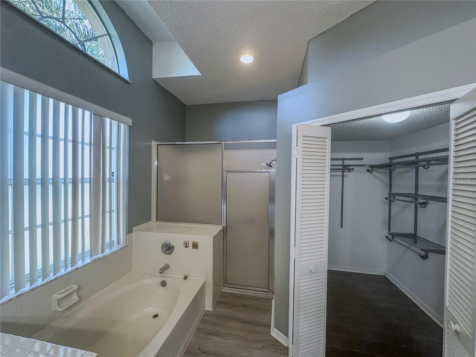 12034 Stone Crossing Cir Property Photo 45