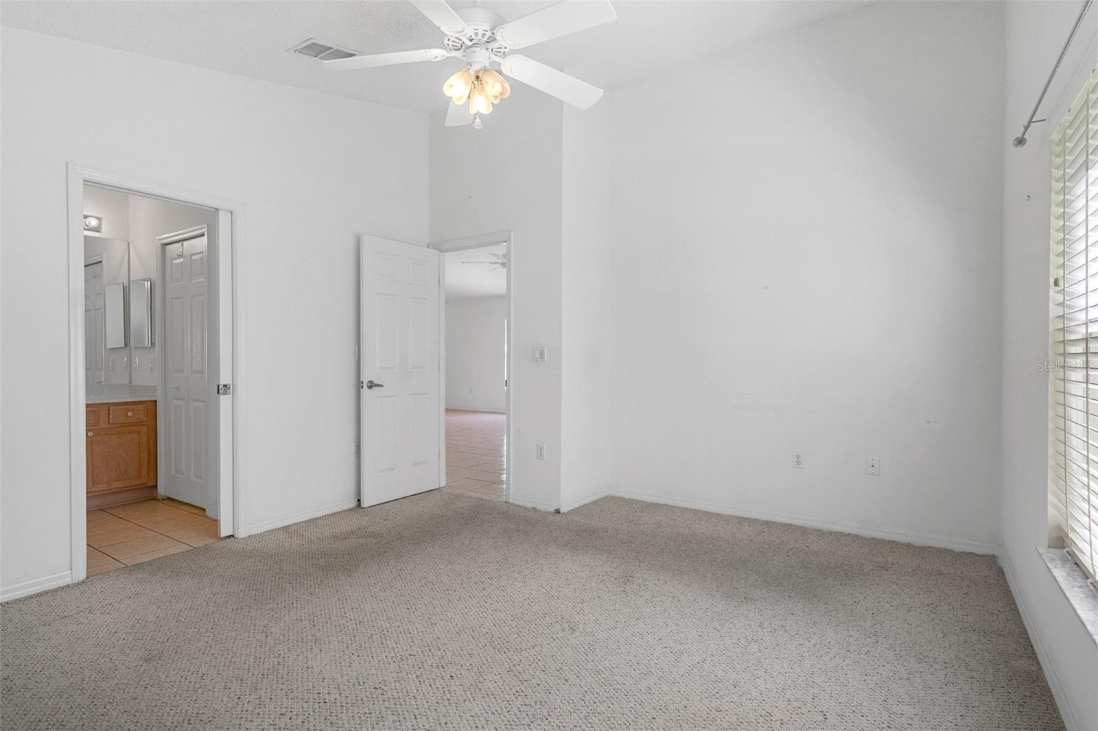 11230 Heathrow Ave Property Photo 15