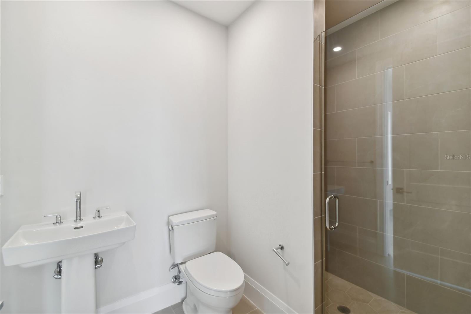 2910 W Barcelona St #802 Property Photo 28