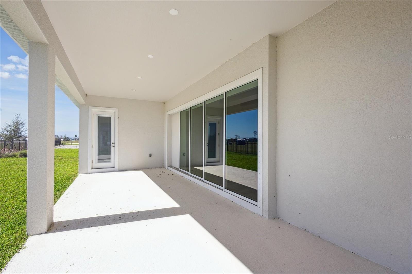 10422 Longmeadow Ave Property Photo 34
