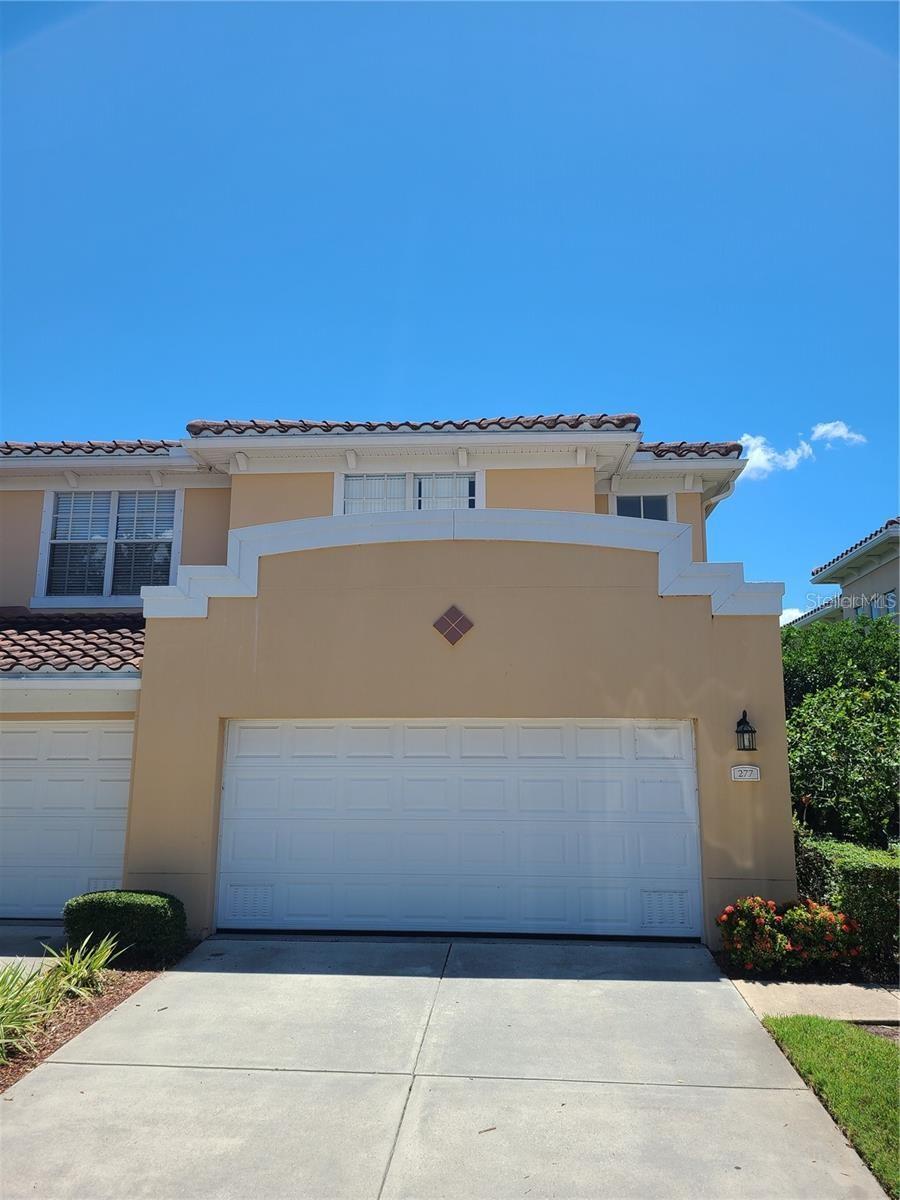 277 Valencia Cir Property Photo 1