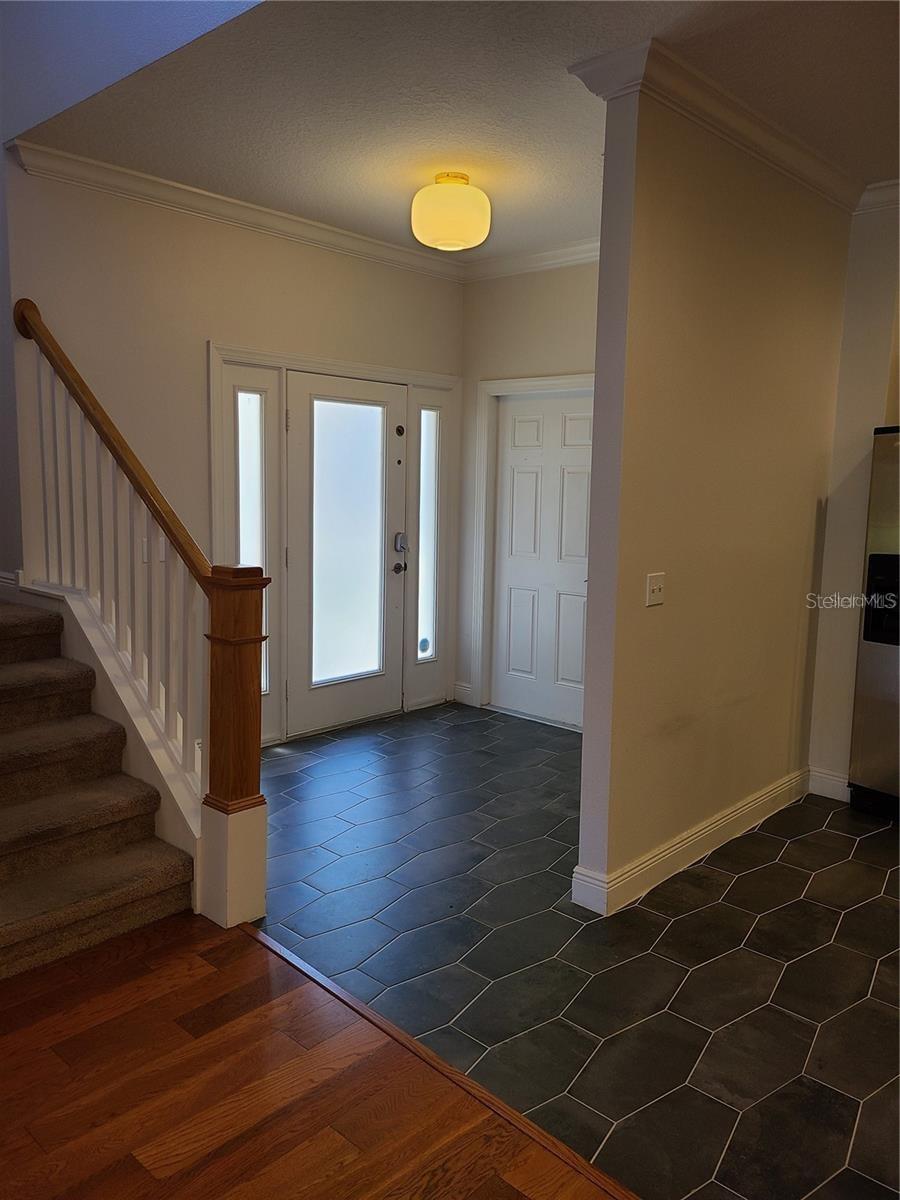 277 Valencia Cir Property Photo 14