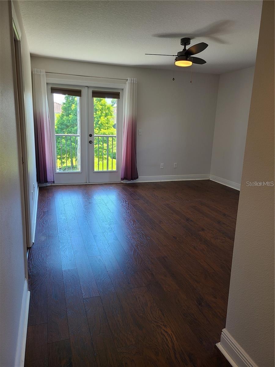 277 Valencia Cir Property Photo 19