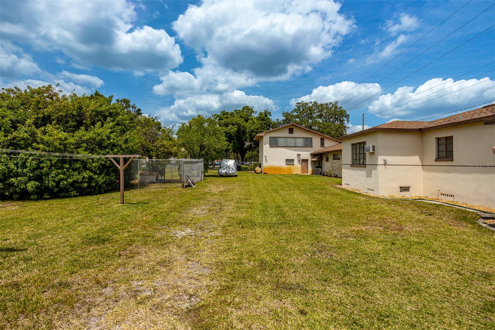 4902 N Habana Ave Property Photo 7