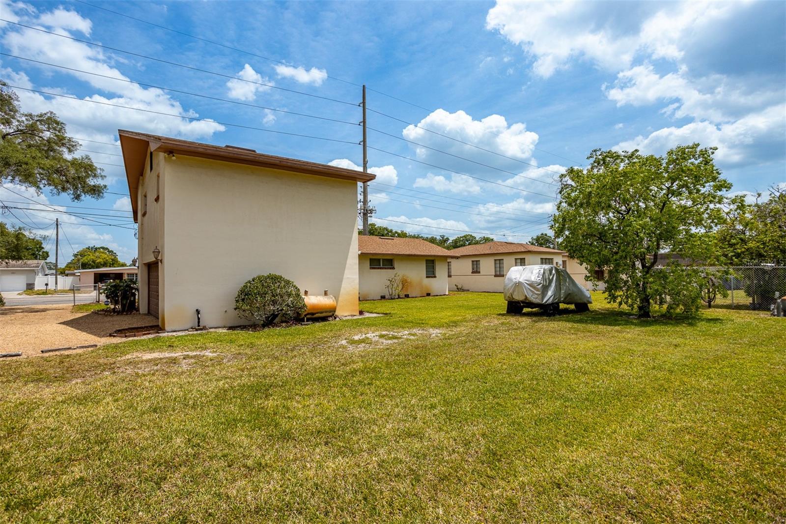 4904 N Habana Ave Property Photo 10