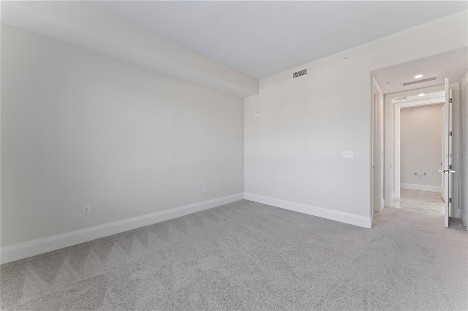 2910 W Barcelona St #903 Property Photo 42